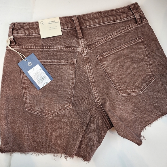 Universal Thread New Vintage Style Brown Shorts Stretch Midi Shorts Size 4 - Picture 3 of 7